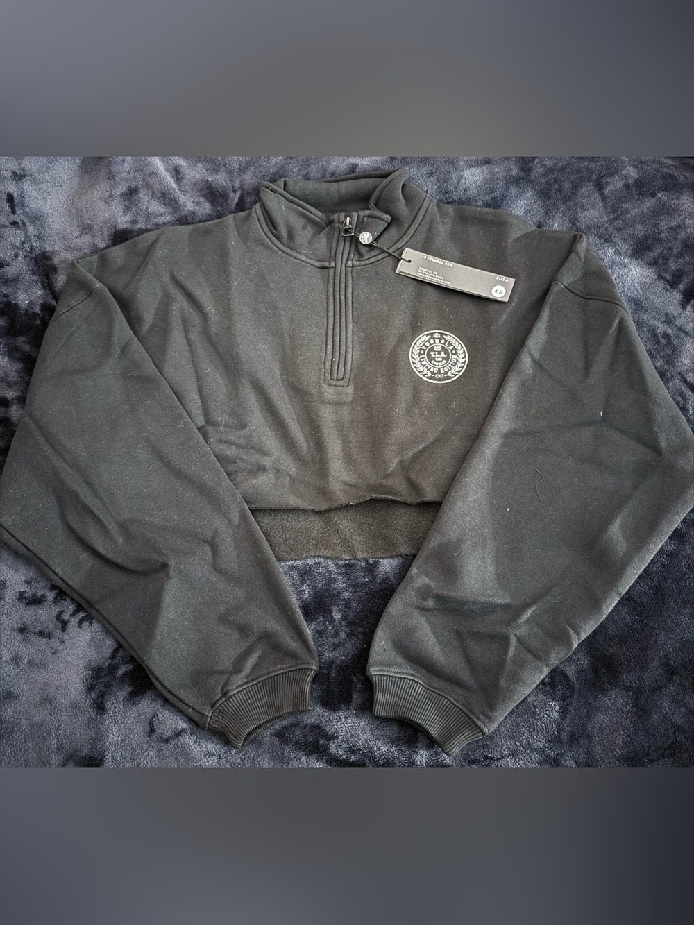 YoungLA Womens CropTop Pullover Sweater/Jacket Size XS NWT